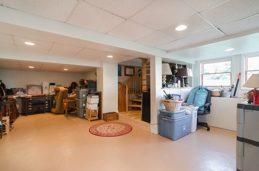 10 Main Street Hull, MA 02045 - Photo 28 of 30 Gallery Image 28