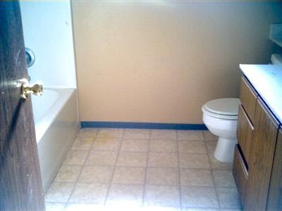 1192 Thompson Avenue Reedley, CA 93654 - Photo 8 of 10 Gallery Image 8