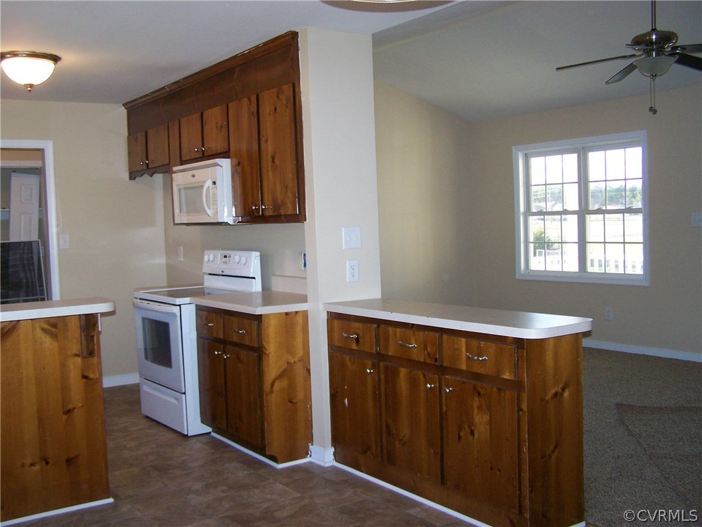 22538 Cabin Point Road Disputanta, VA 23842 - Photo 3 of 18 Kitchen