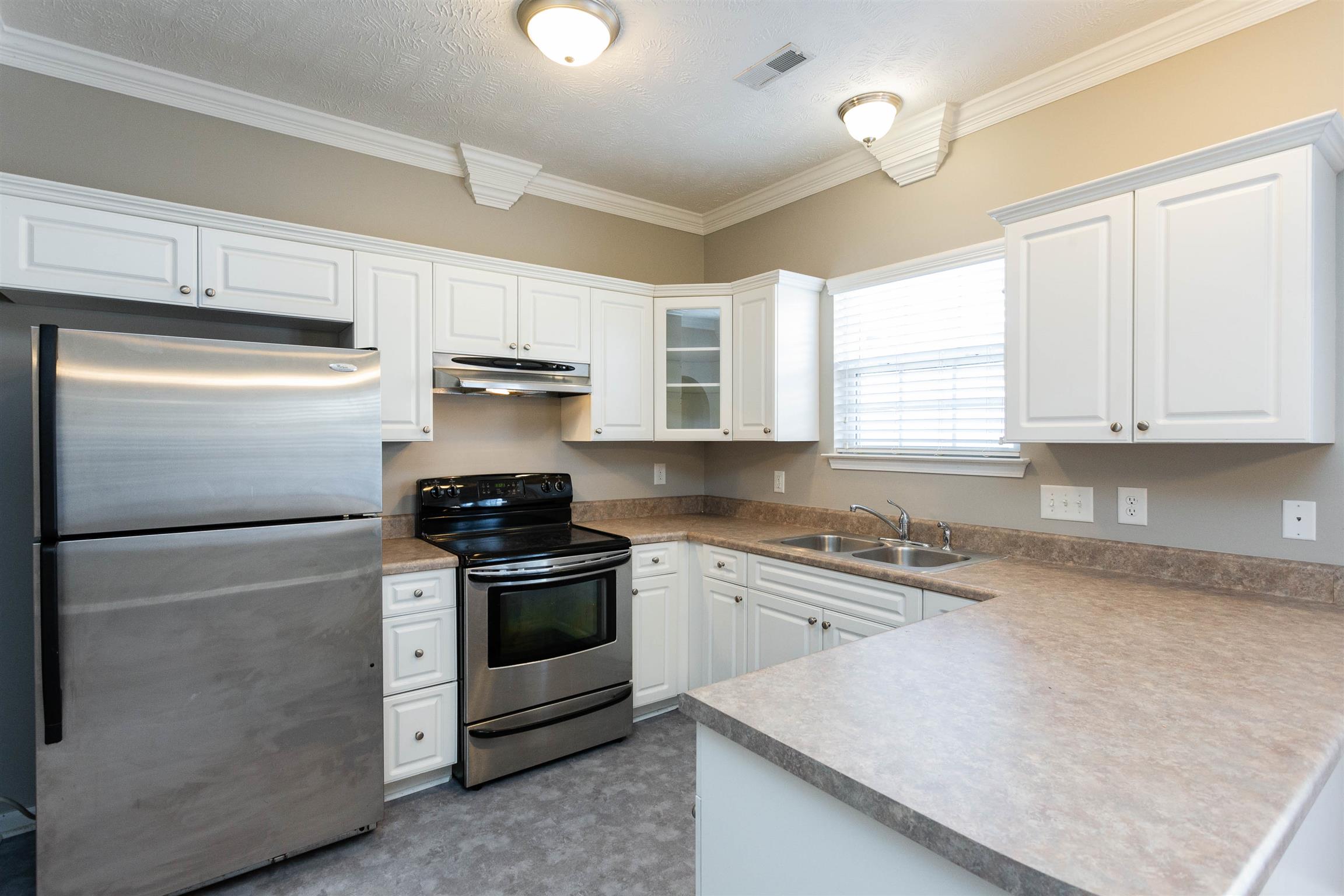 3001 Hamilton Church Road, Unit 432 Antioch, TN 37013 - Photo 13 of 27 Kitchen