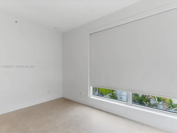 $8,500 | 529 Southwest 11th Street, Unit PH303, Miami, FL 33129