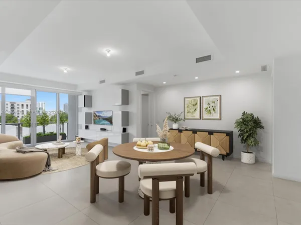 $8,500 | 529 Southwest 11th Street, Unit PH303, Miami, FL 33129