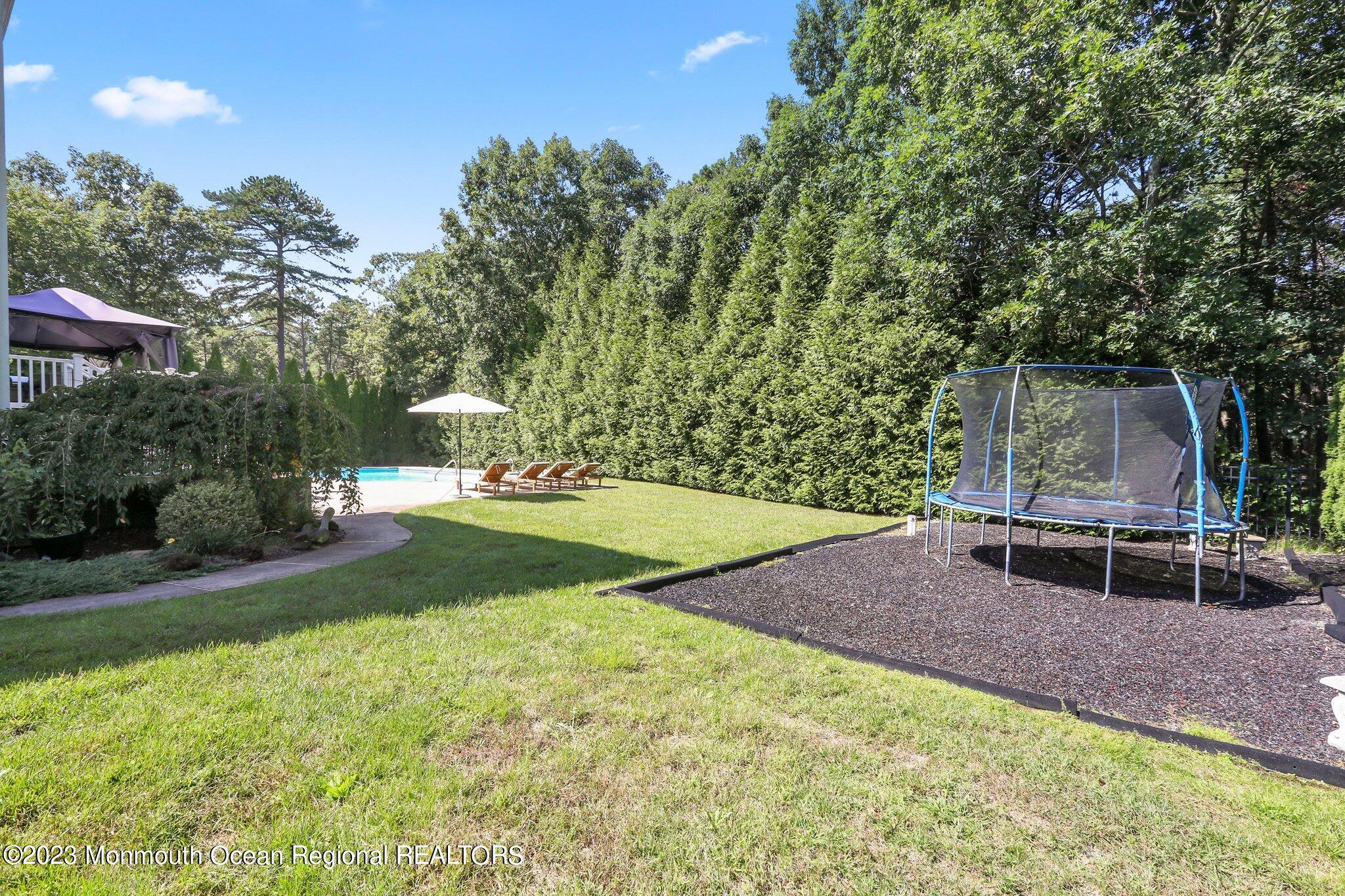 2 Wilson Boulevard Jackson, NJ 08527 - Photo 40 of 41 a garden view with a seating space
