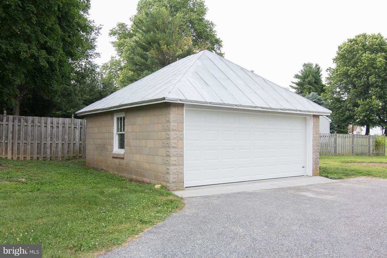 3216 Mt Carmel Road Upperco, MD 21155 - Photo 26 of 29 2 car garage