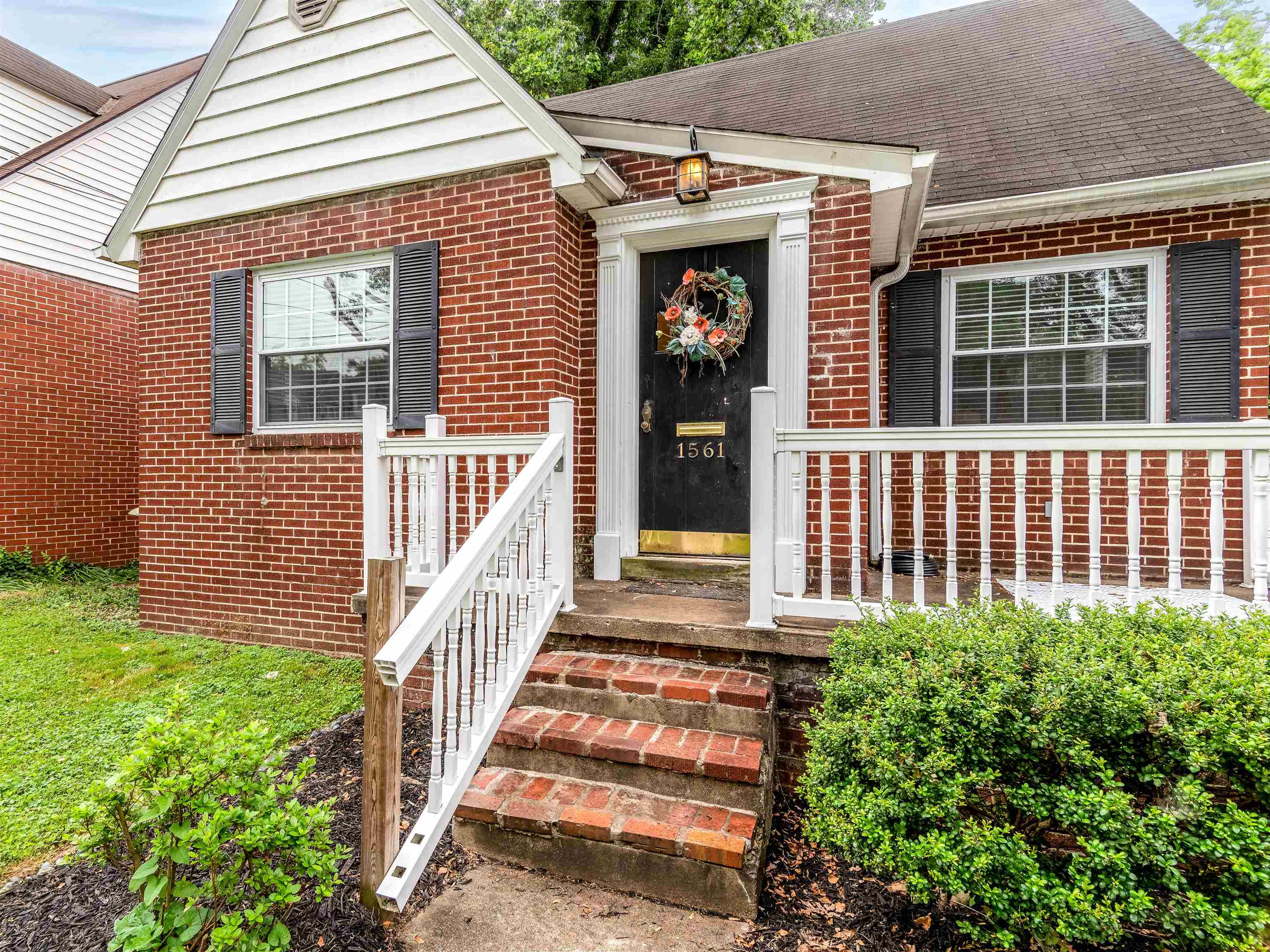 1561 Upland Road Huntington, WV 25701 - Photo 4 of 26 Gallery Image 4
