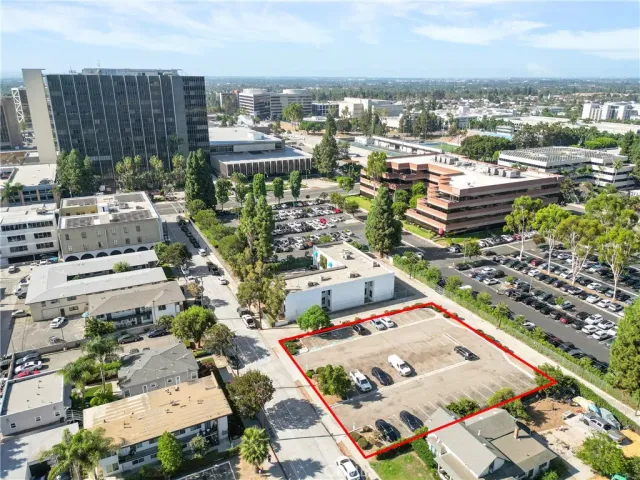 a picture of city view