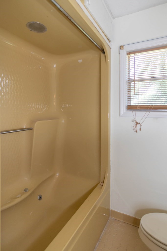 94 Whiterock Road Phenix City, AL 36869 - Photo 17 of 24 Gallery Image 17