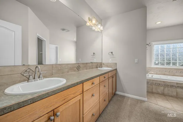 $660,000 | 2104 Shelley Drive, Payette, ID 83661