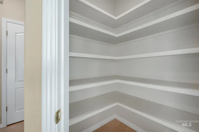 $660,000 | 2104 Shelley Drive, Payette, ID 83661