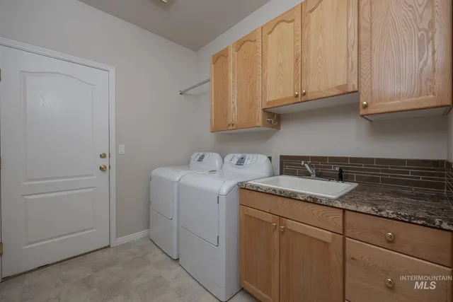 $660,000 | 2104 Shelley Drive, Payette, ID 83661