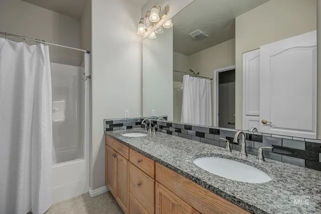 $660,000 | 2104 Shelley Drive, Payette, ID 83661