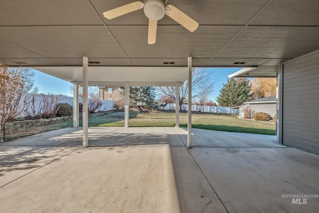 $660,000 | 2104 Shelley Drive, Payette, ID 83661