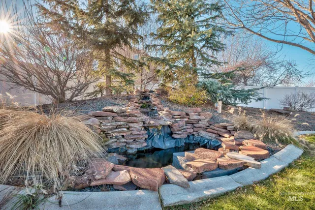 $660,000 | 2104 Shelley Drive, Payette, ID 83661