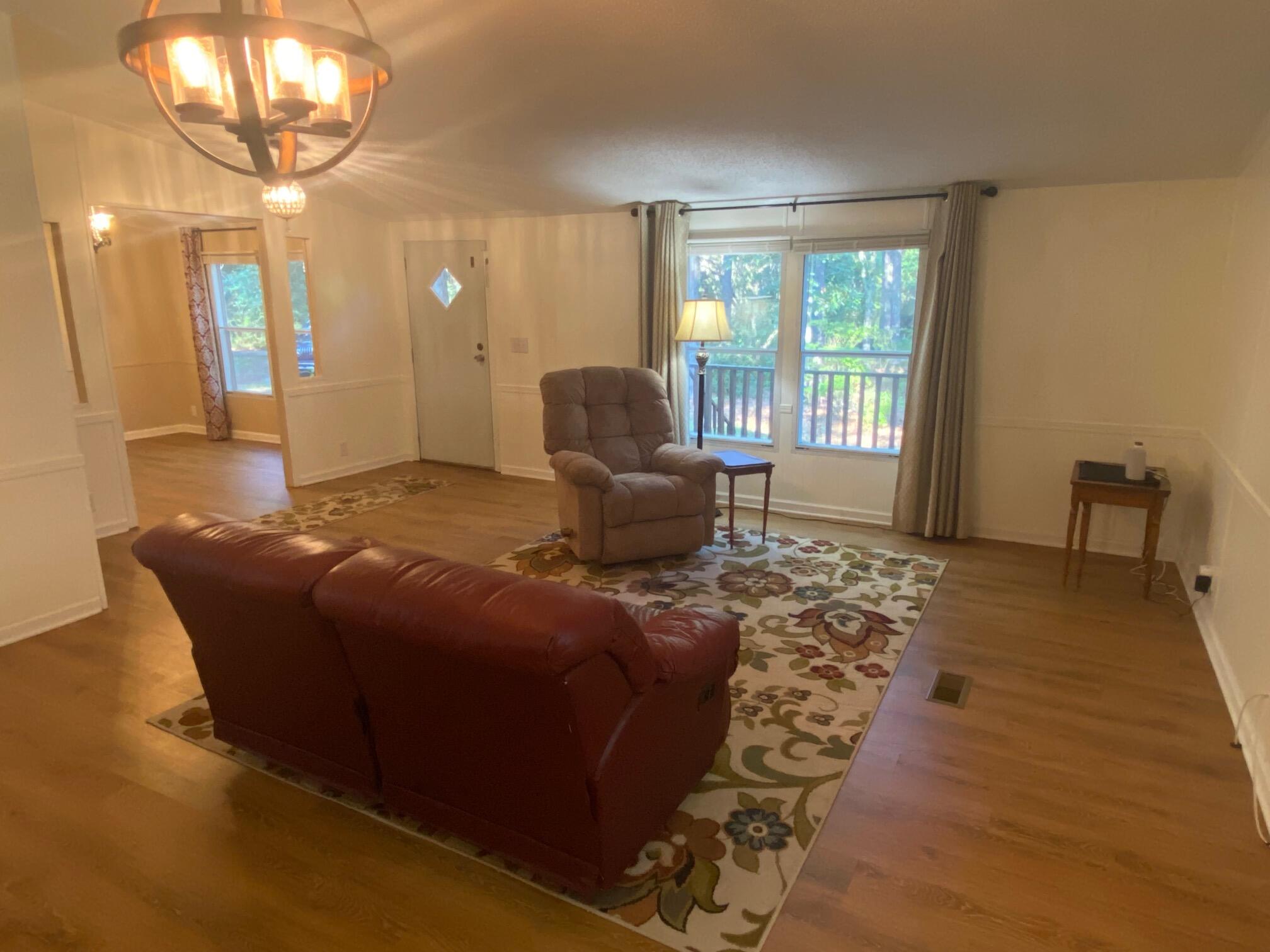 7271 George Washington Lane Awendaw, SC 29429 - Photo 8 of 24 Family room