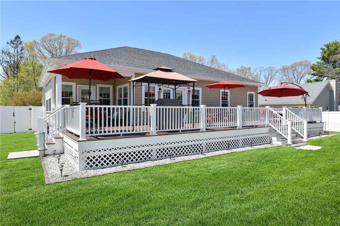 22 Primrose Drive Warwick, RI 02818 - Photo 12 of 44