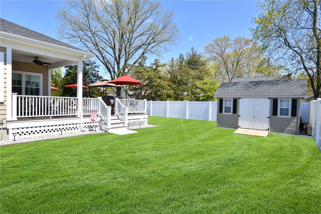 22 Primrose Drive Warwick, RI 02818 - Photo 13 of 44