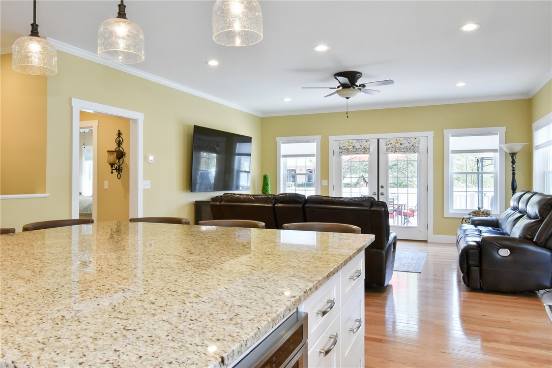 22 Primrose Drive Warwick, RI 02818 - Photo 26 of 44