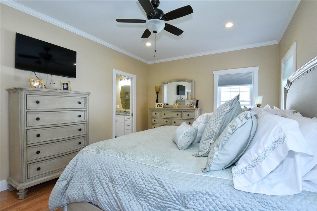 22 Primrose Drive Warwick, RI 02818 - Photo 31 of 44