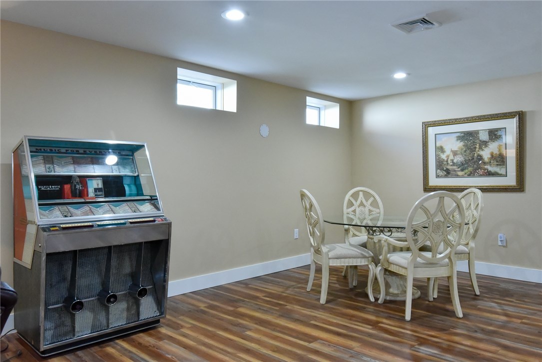 22 Primrose Drive Warwick, RI 02818 - Photo 36 of 44