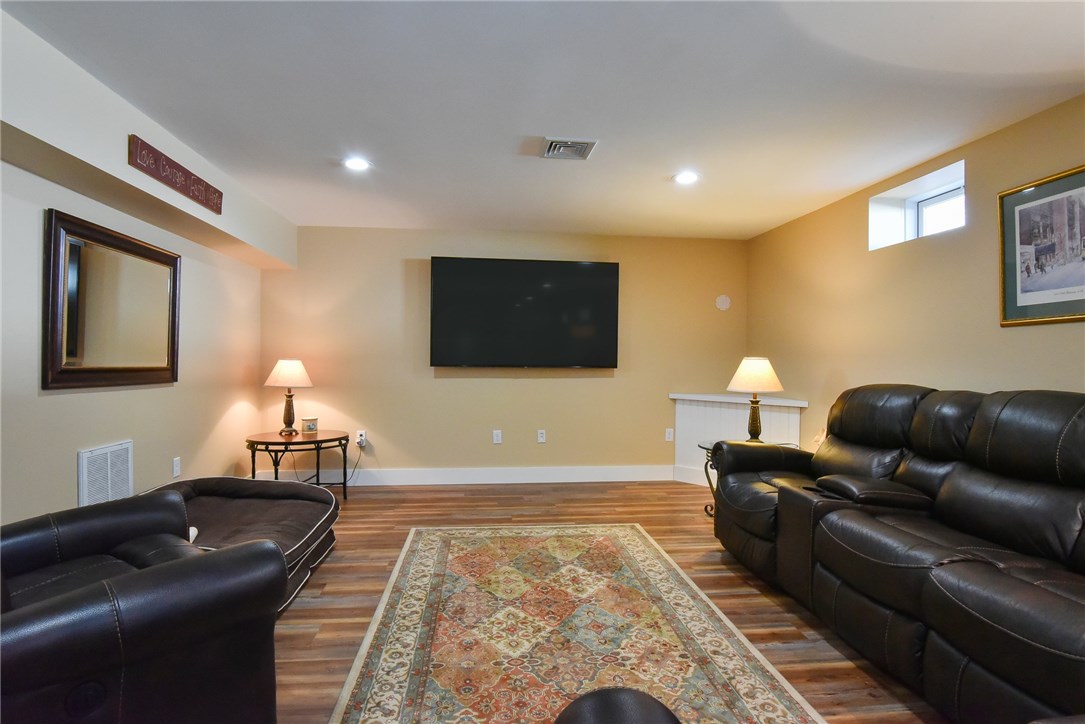 22 Primrose Drive Warwick, RI 02818 - Photo 37 of 44