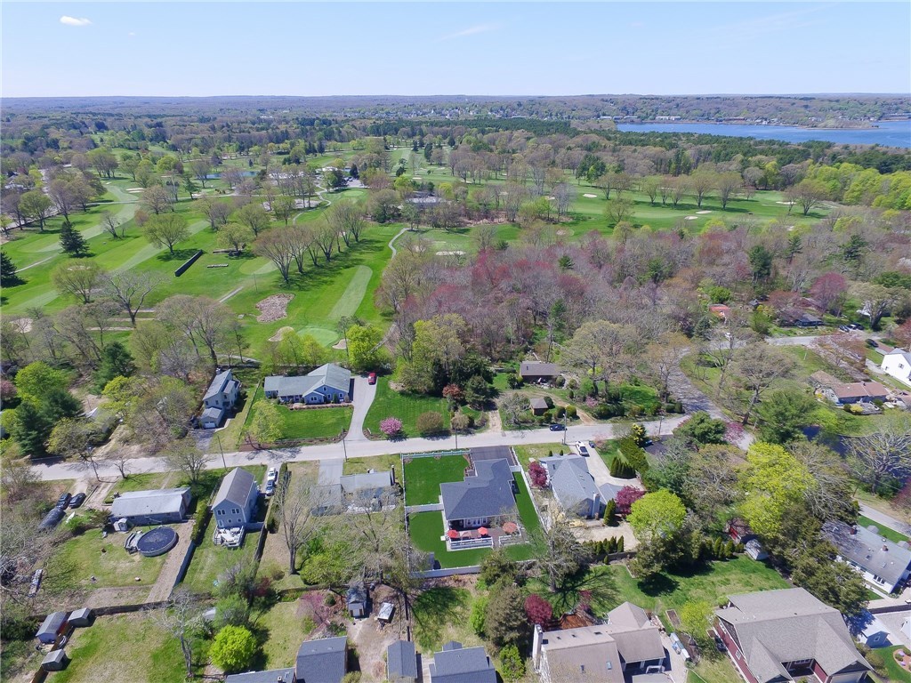 22 Primrose Drive Warwick, RI 02818 - Photo 5 of 44