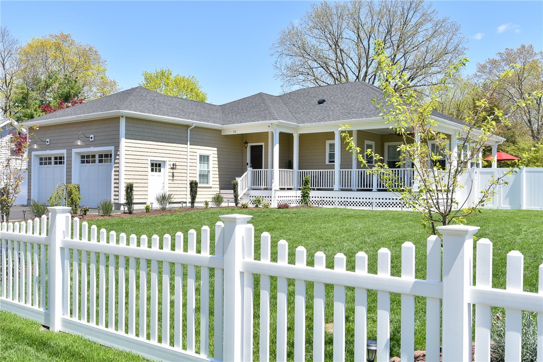 22 Primrose Drive Warwick, RI 02818 - Photo 7 of 44