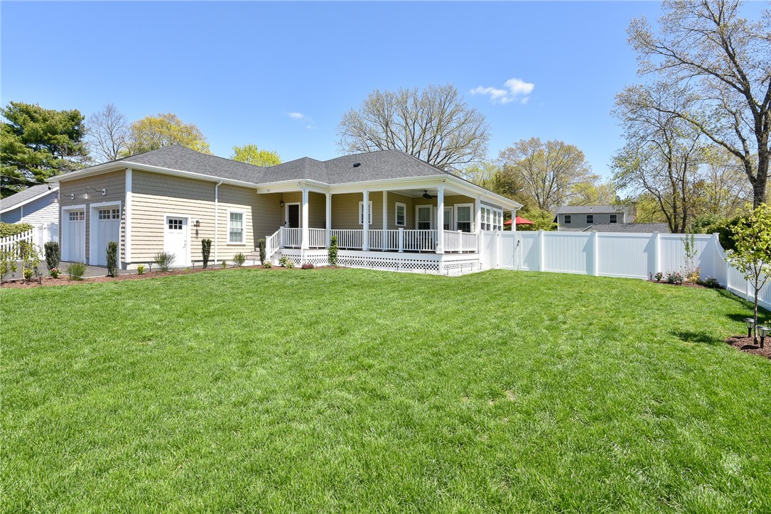 22 Primrose Drive Warwick, RI 02818 - Photo 9 of 44