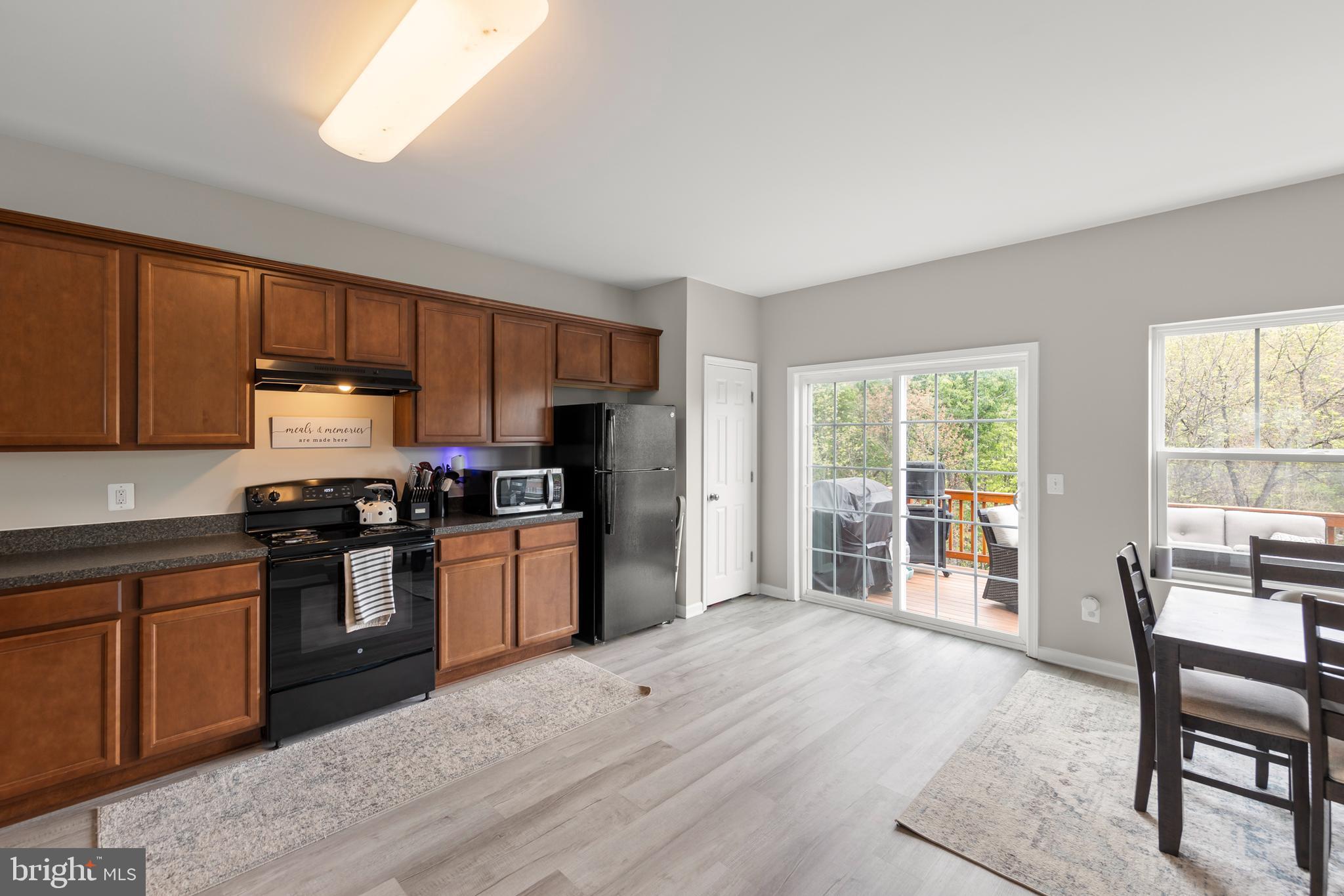 241 Patchwork Drive Stephenson, VA 22656 - Photo 8 of 30 Eat-in kitchen