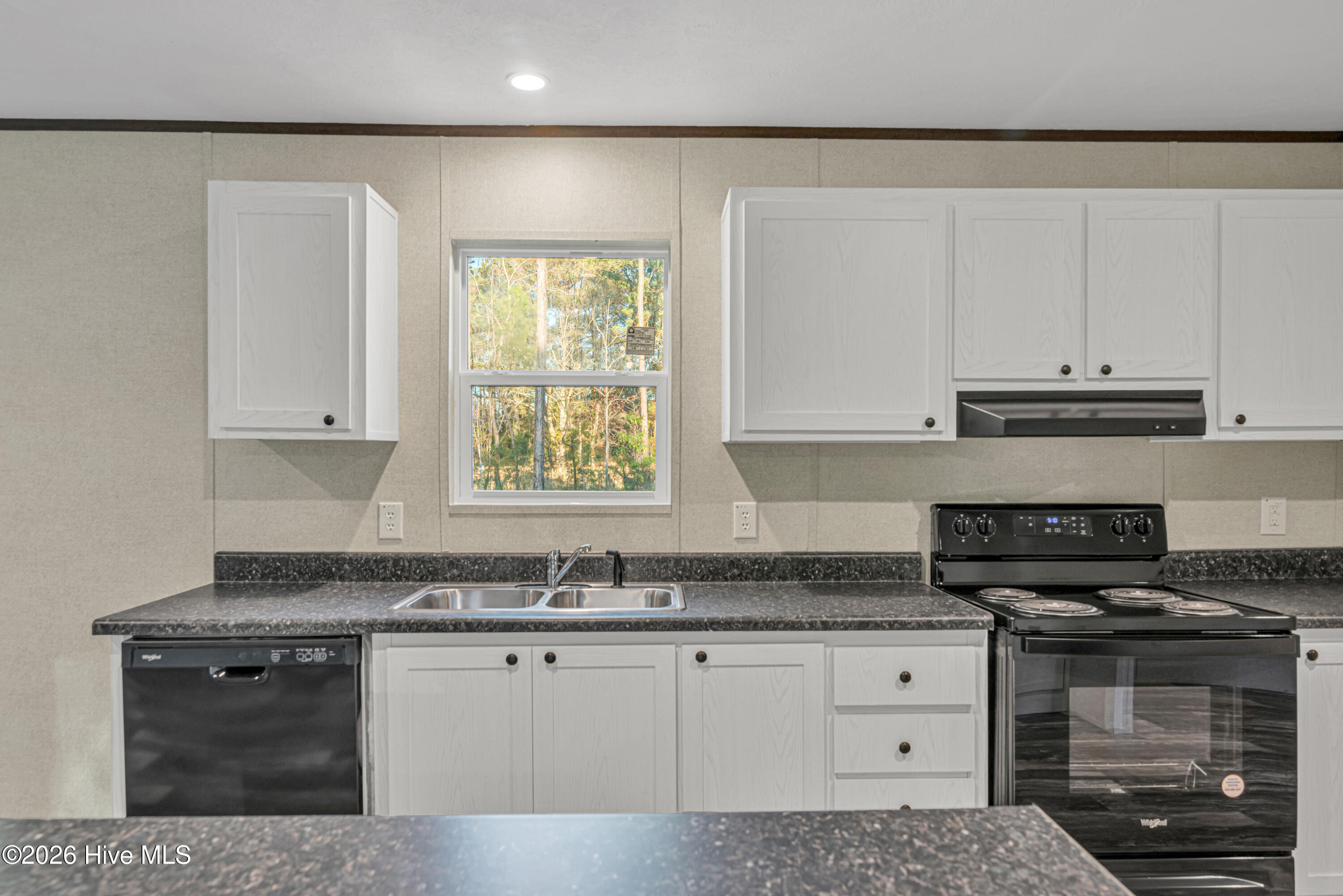 730 Gurganus Road Maple Hill, NC 28454 - Photo 7 of 40 DSC_9256