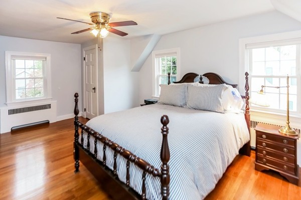 40 Hickory Cliff Road Newton, MA 02464 - Photo 10 of 15