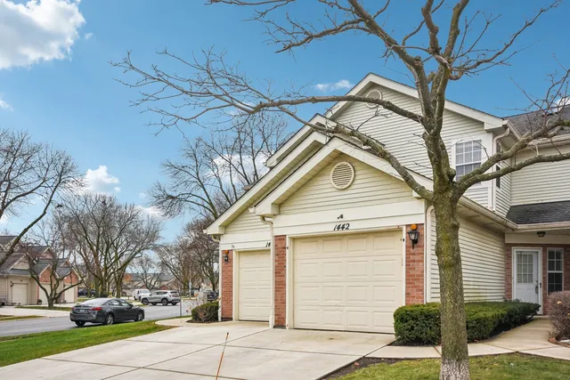 $275,000 | 1442 Eagle Court, Glendale Heights, IL 60139