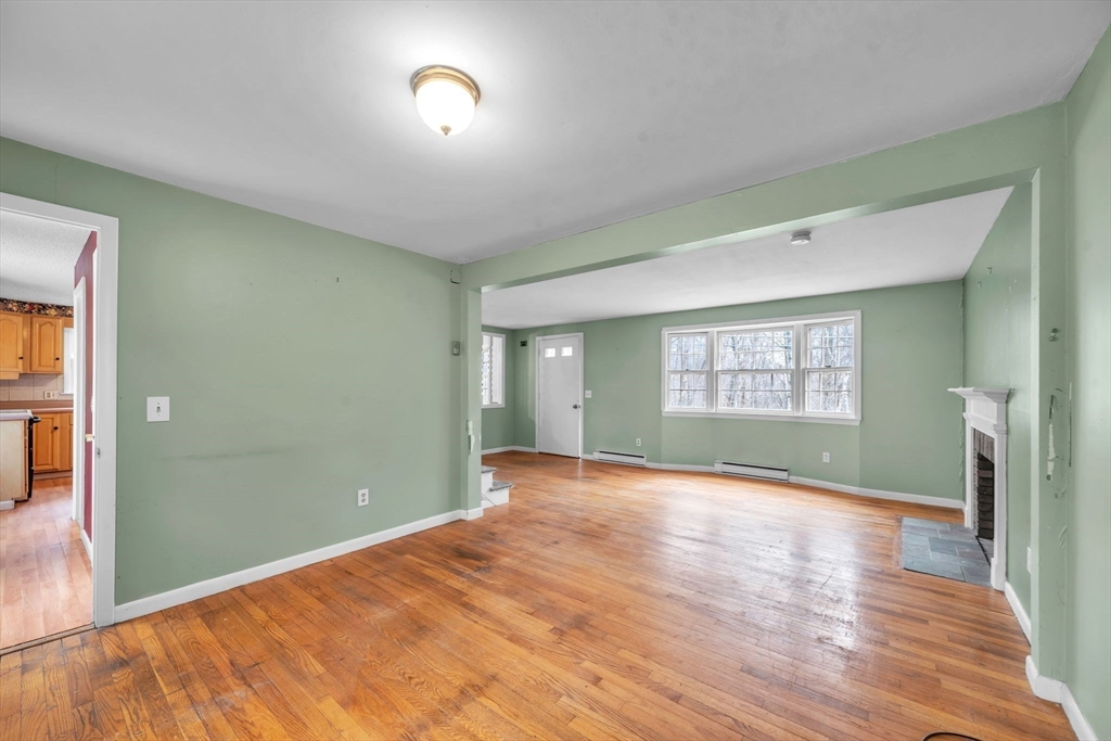116 Colorado Street Springfield, MA 01118 - Photo 7 of 35 Gallery Image 7