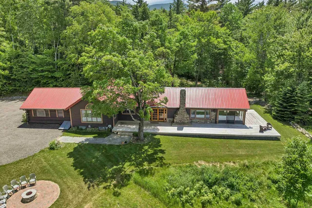 $1,100,000 | 83 Towle Road, Intervale, NH 03845