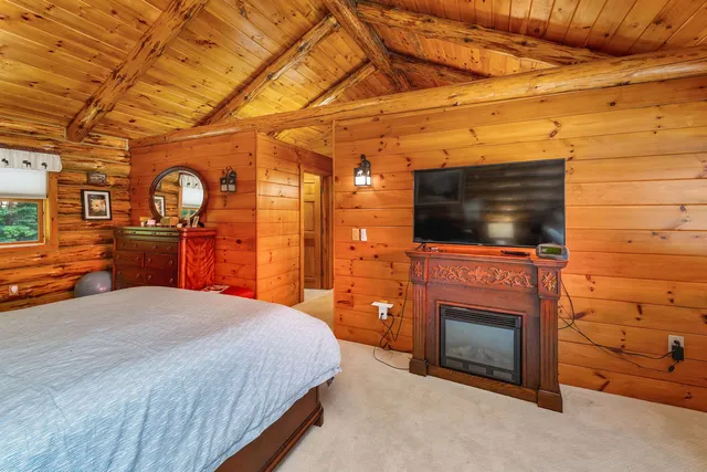 $1,100,000 | 83 Towle Road, Intervale, NH 03845