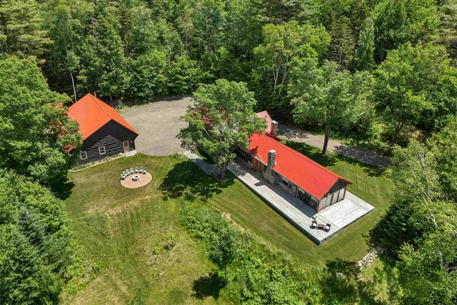 $1,100,000 | 83 Towle Road, Intervale, NH 03845