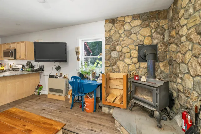 $1,100,000 | 83 Towle Road, Intervale, NH 03845