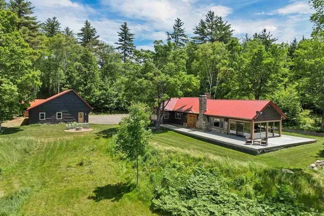 $1,100,000 | 83 Towle Road, Intervale, NH 03845