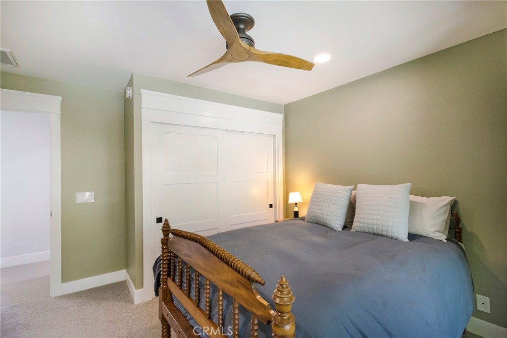 3731 Royal Mountain Road Oroville, CA 95965 - Photo 34 of 67 a bedroom with a bed and a window