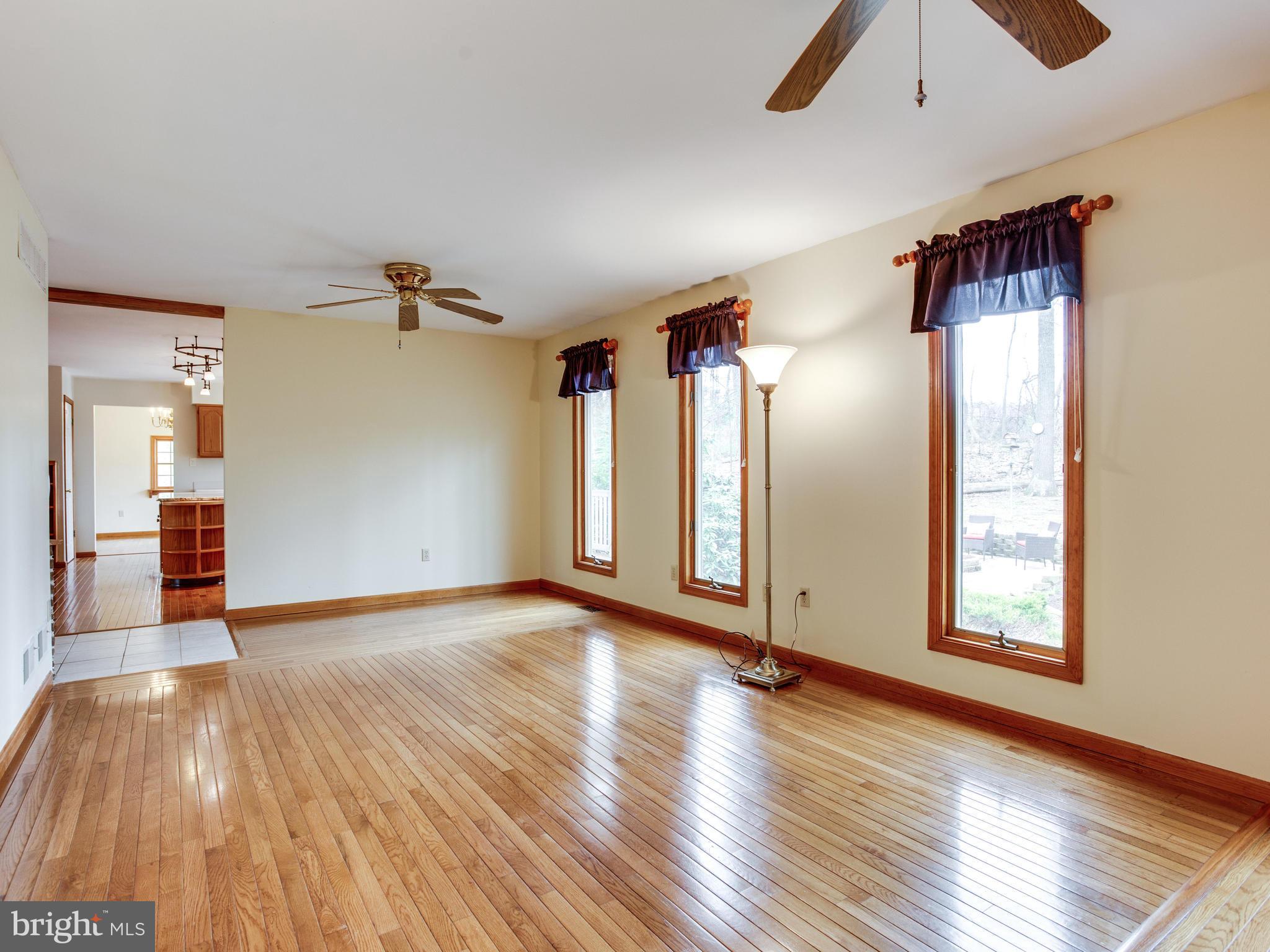 2045 Manchester Road Westminster, MD 21157 - Photo 14 of 30 Family Room