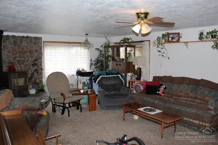 69580 Holmes Road Sisters, OR 97759 - Photo 9 of 15 Additional Photo