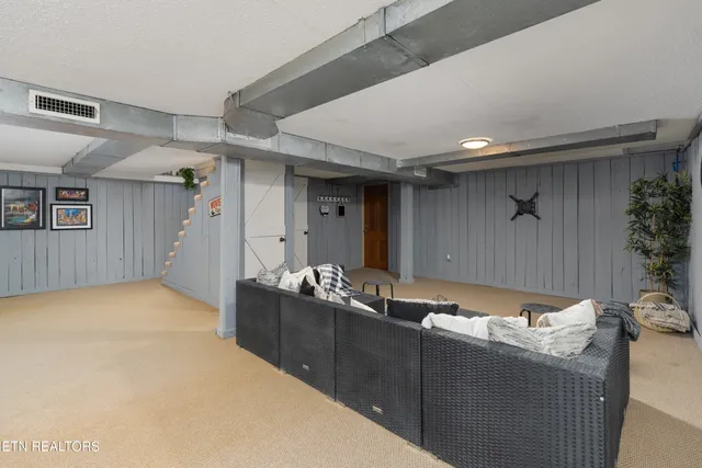 $409,900 | 5010 Newport Highway, Greeneville, TN 37743