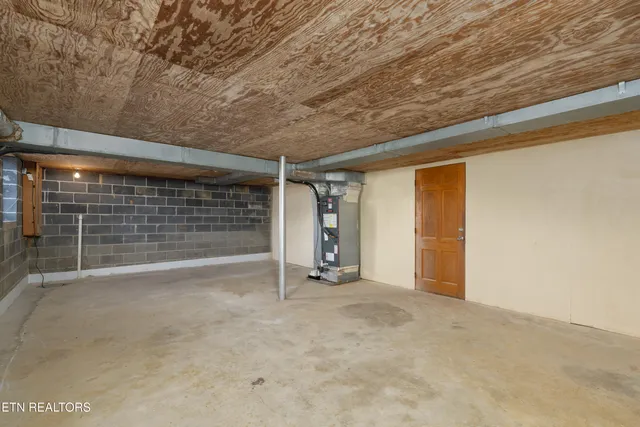 $409,900 | 5010 Newport Highway, Greeneville, TN 37743