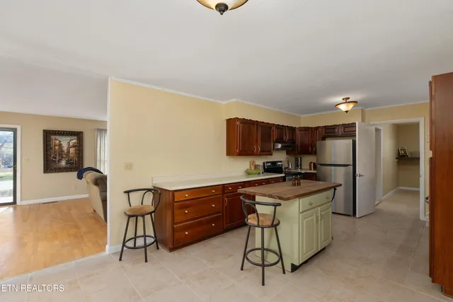 $409,900 | 5010 Newport Highway, Greeneville, TN 37743