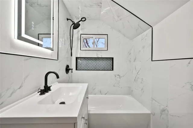 $1,650 | 1419 Clark Street, Wilkinsburg, PA 15221