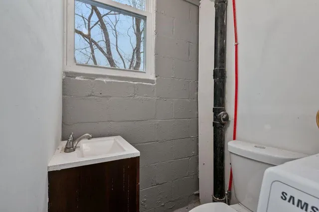 $1,650 | 1419 Clark Street, Wilkinsburg, PA 15221