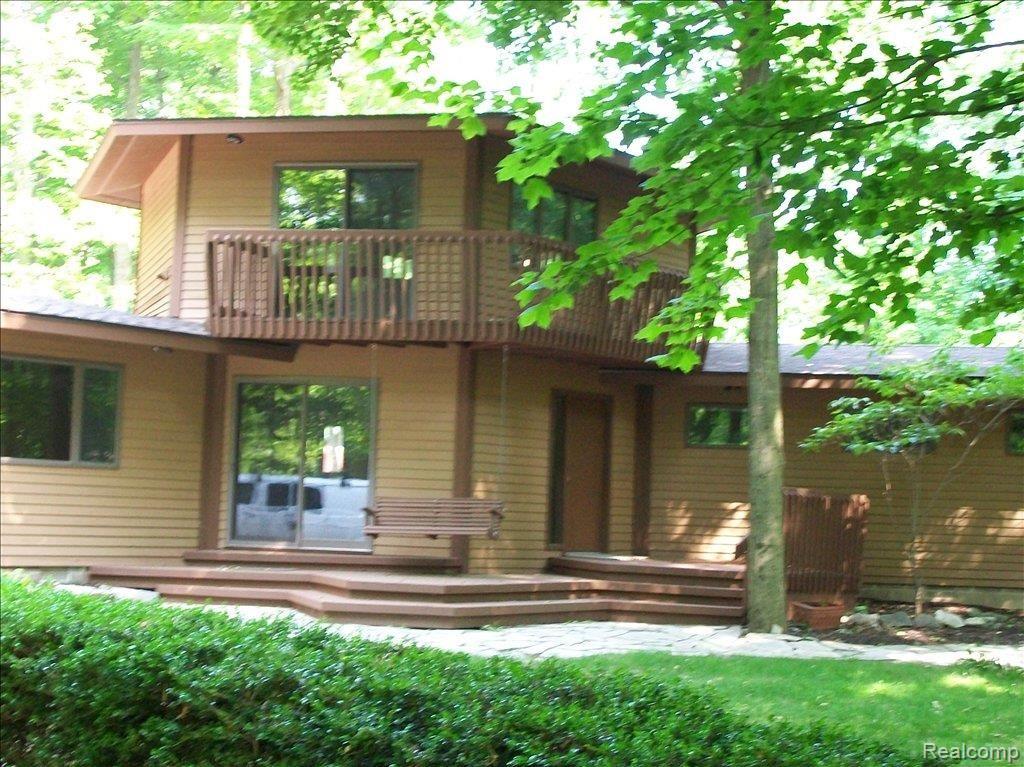 7301 Warren Road Ann Arbor, MI 48105 - Photo 1 of 25 Front View