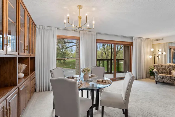 $229,900 | 8549 Irwin Road, Unit 239, Bloomington, MN 55437