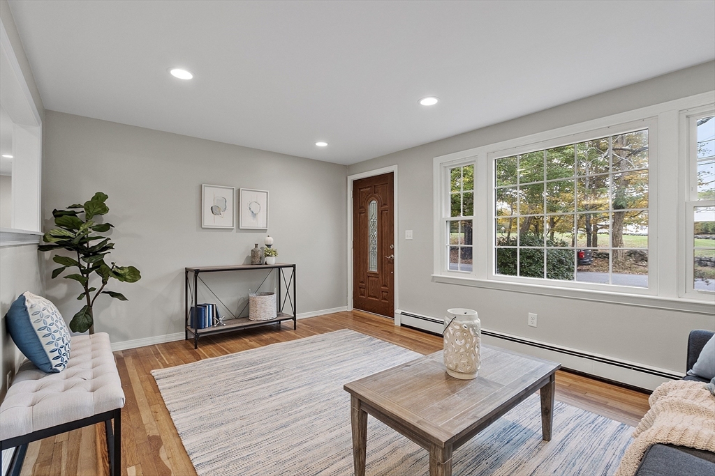 10 Cross Road Westminster, MA 01473 - Photo 15 of 42