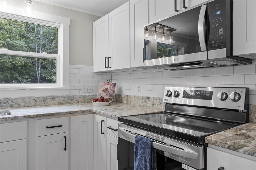 10 Cross Road Westminster, MA 01473 - Photo 10 of 42