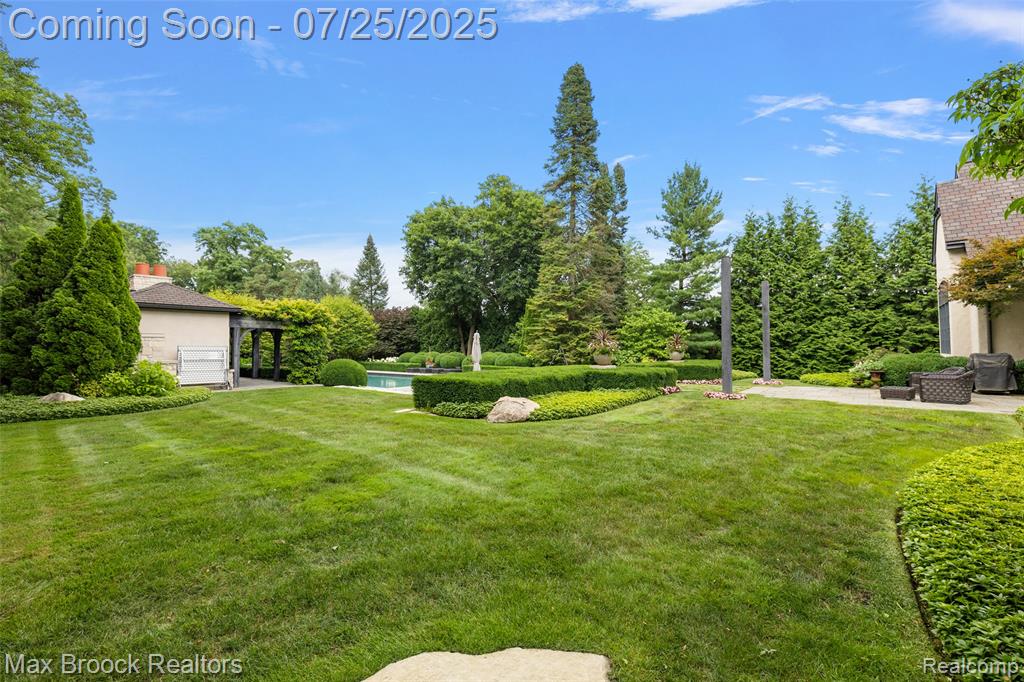72 Lone Pine Road Bloomfield Hills, MI 48304 - Photo 57 of 66 Gallery Image 57